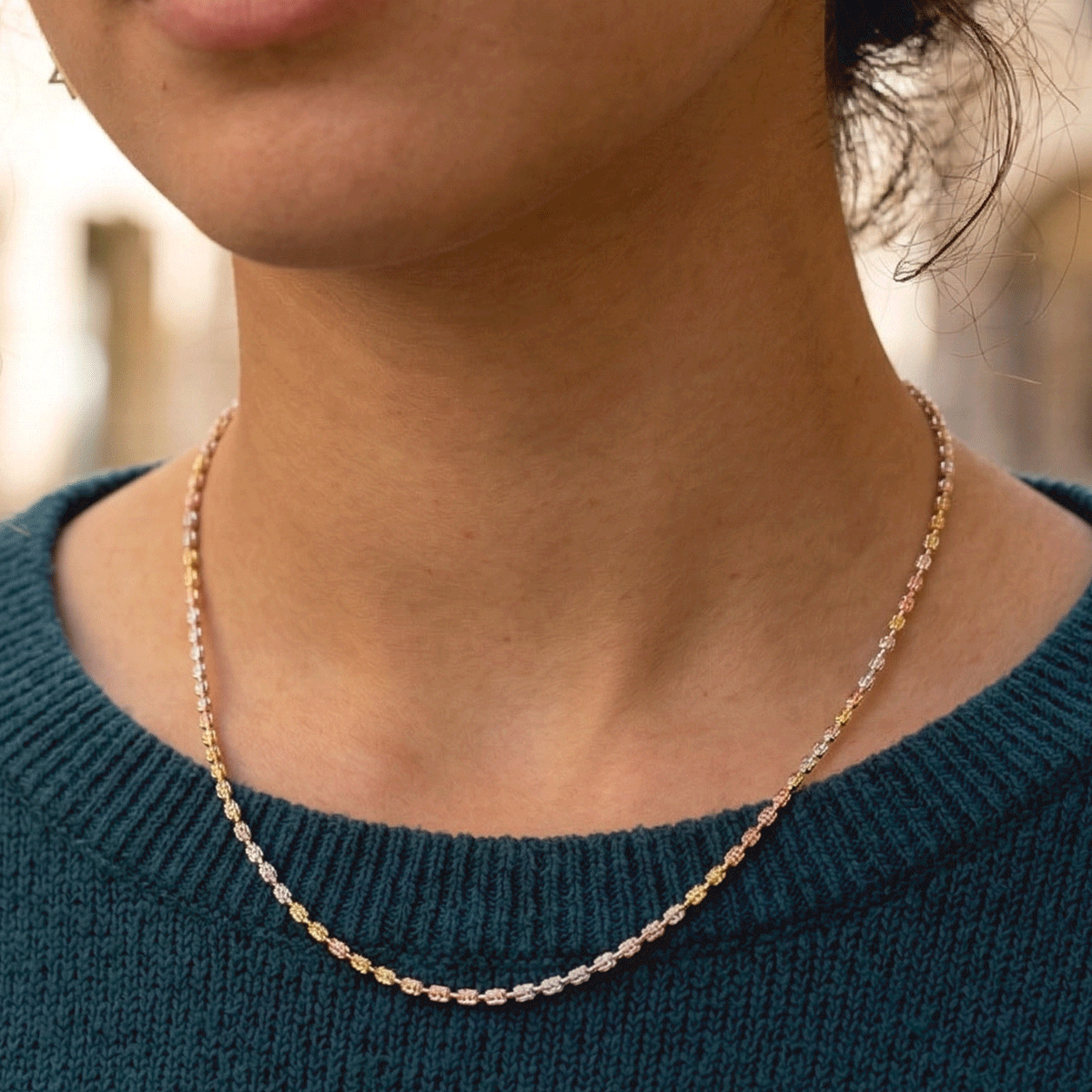 Rose Radiance Neck Chain