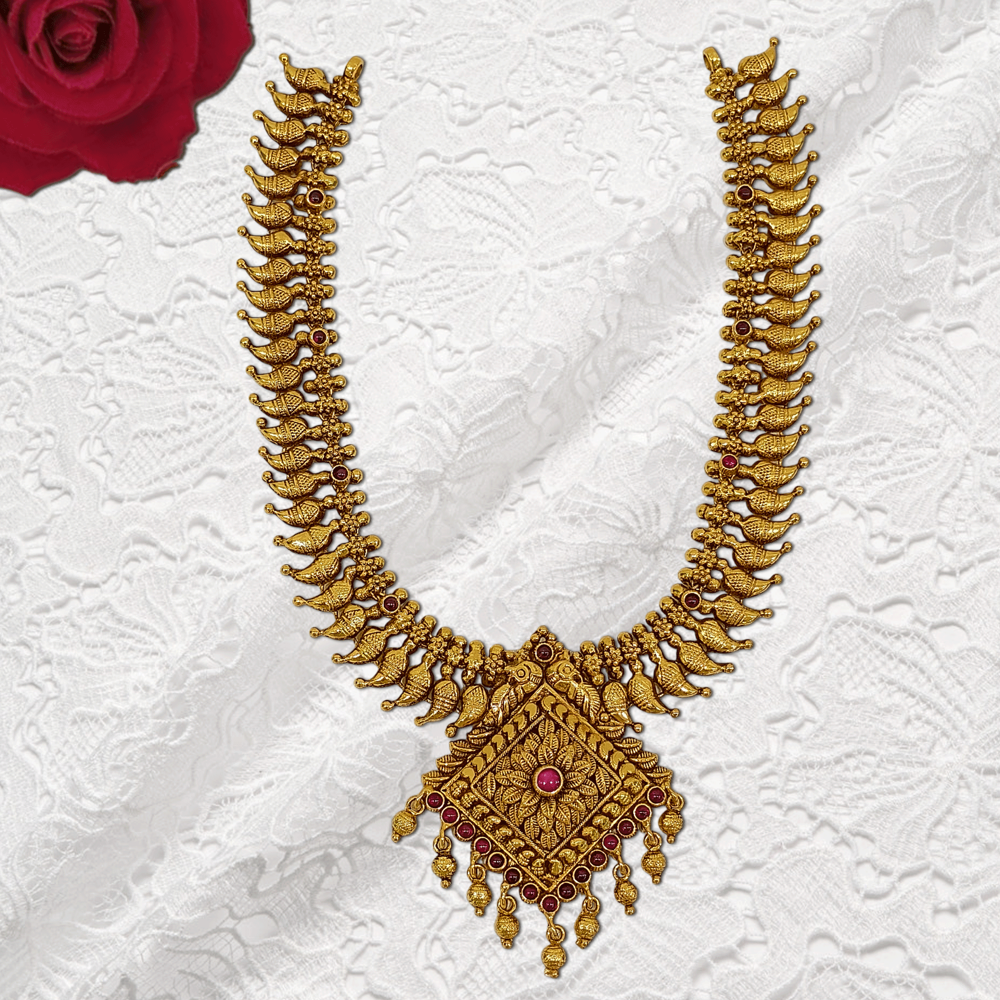 Golden Elegance Necklace