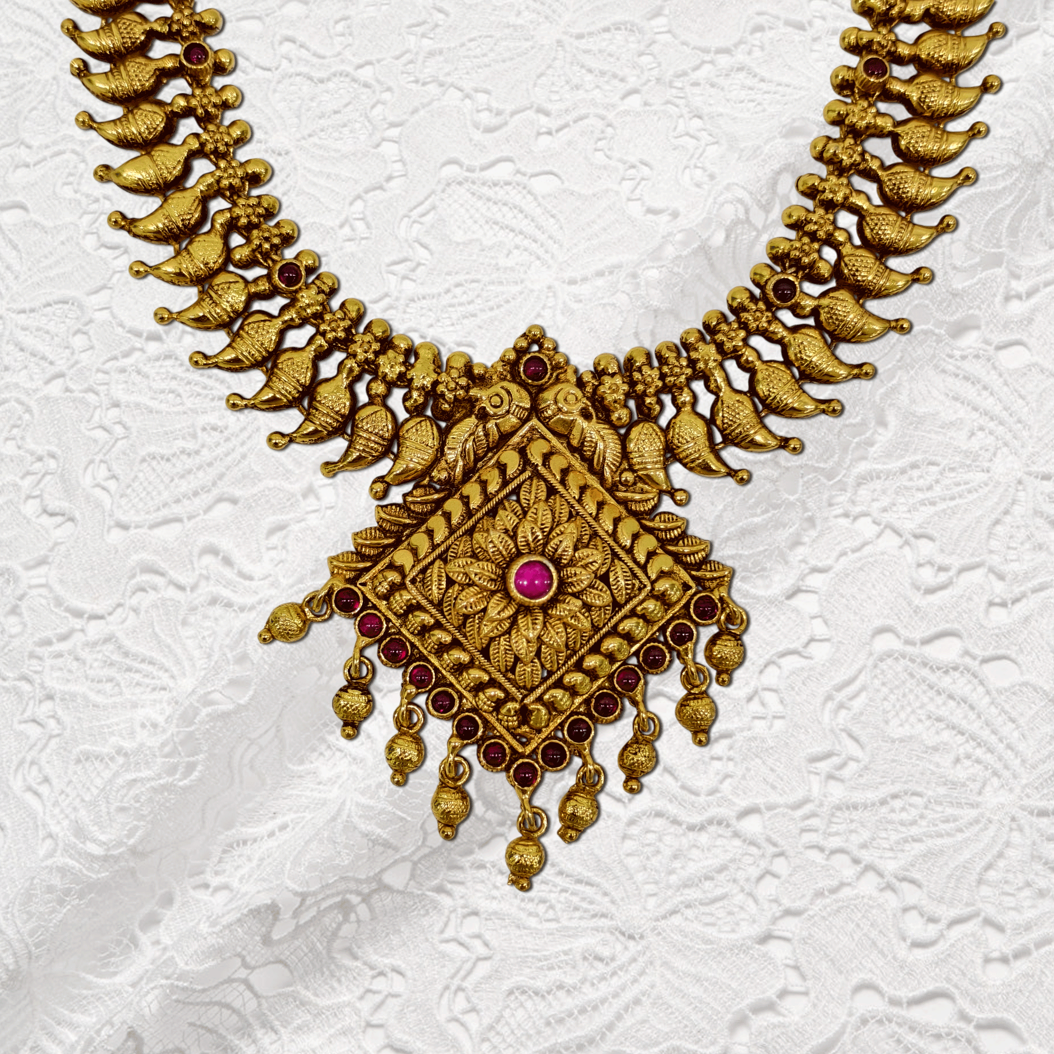 Golden Elegance Necklace