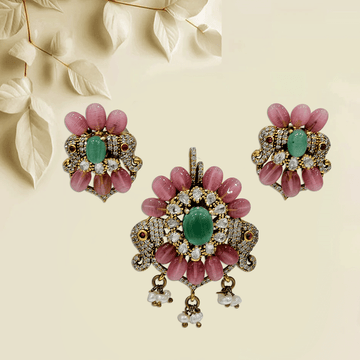 Royal Victorian  Pendant Set