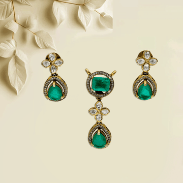 Royal Victorian  Pendant Set