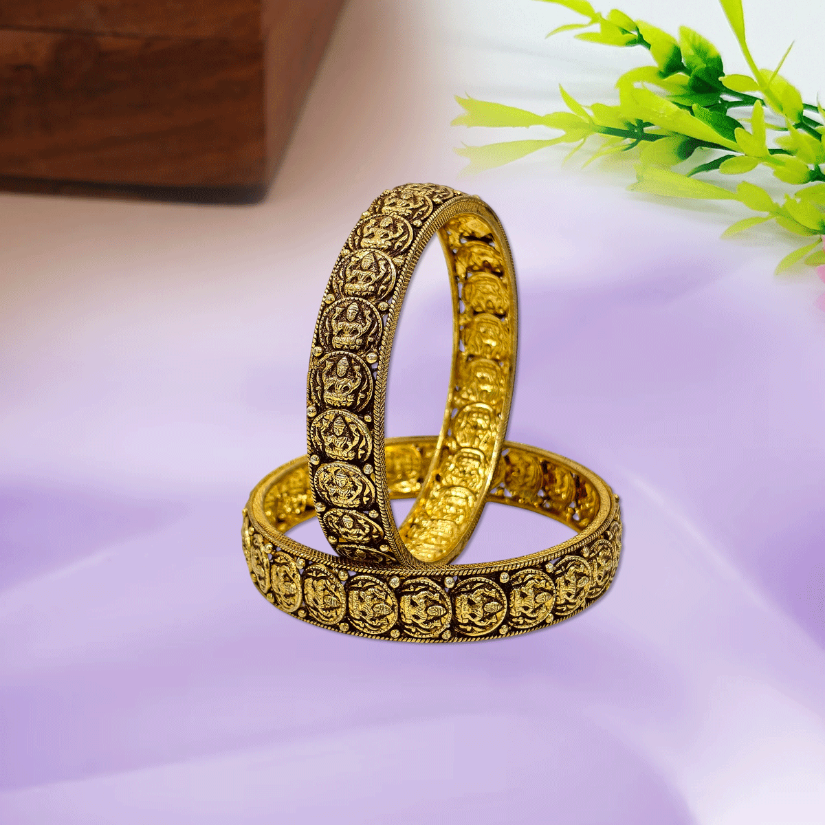 Nagas Grace Bangles