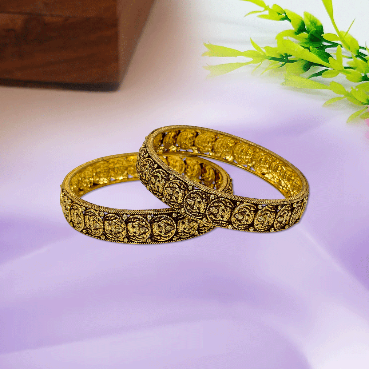 Nagas Grace Bangles