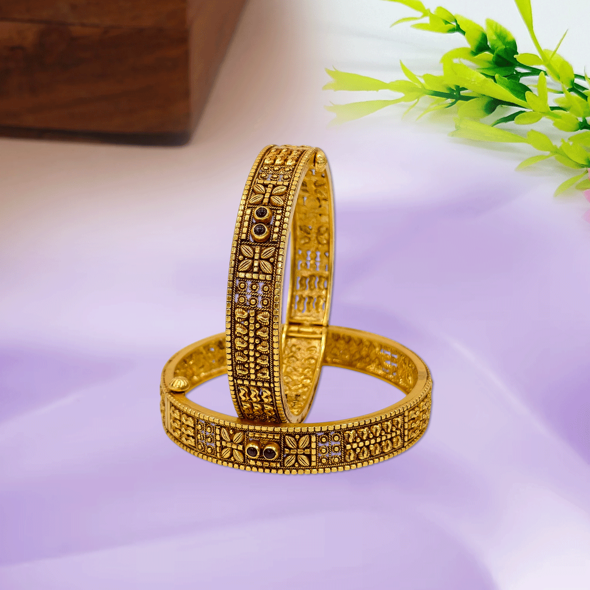 Nagas Grace Bangles