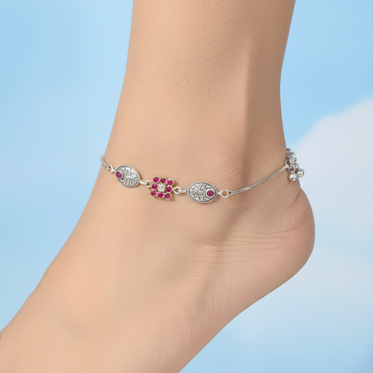 Antique Floral Charm Anklet