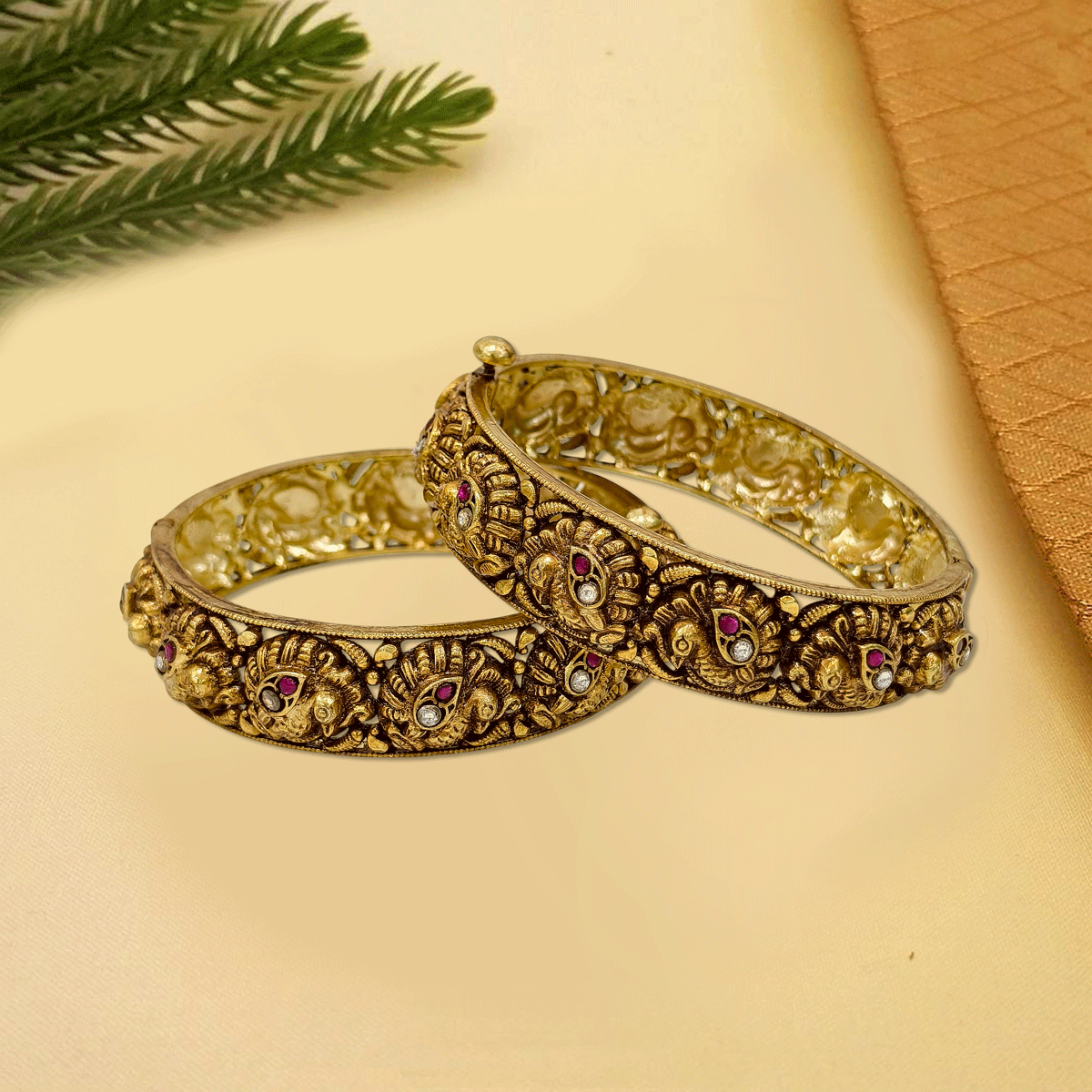 Nagas Grace Bangles