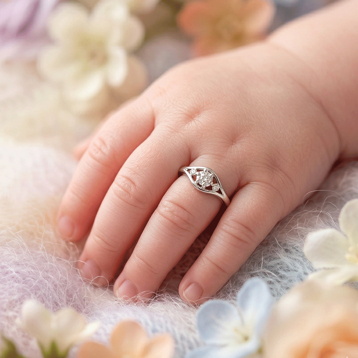 Cute & Elegant Baby Ring