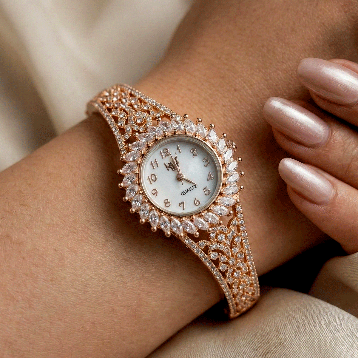 Classic Silver Wrist Watch