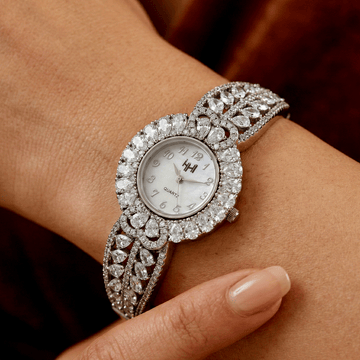Classic Silver Wrist Watch
