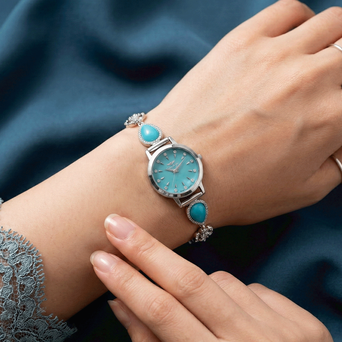Classic Silver Wrist Watch