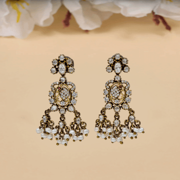 Grand Victorian Studs