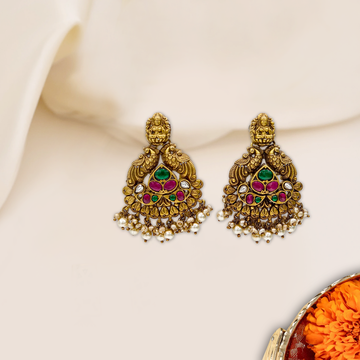 Graceful Chandbali Studs