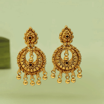 Graceful Chandbali Studs