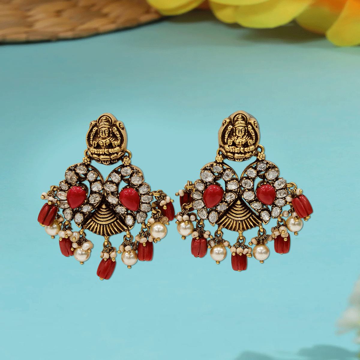 Grand Victorian Studs