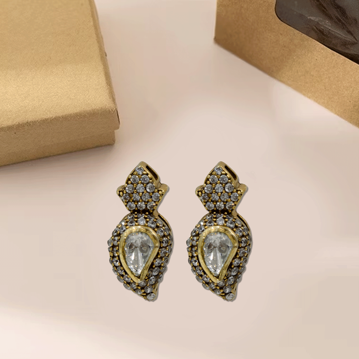 Grand Victorian Studs