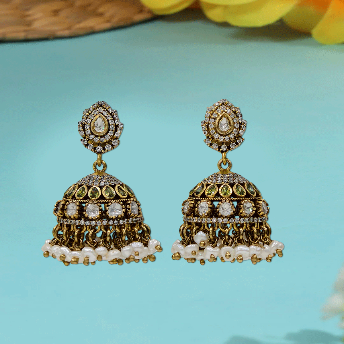 Grand Victorian Studs