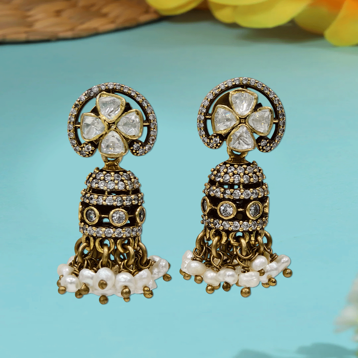 Grand Victorian Studs
