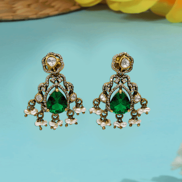 Grand Victorian Studs