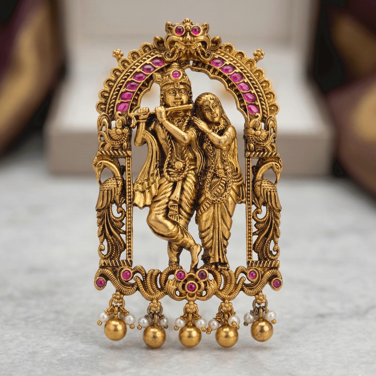 Dazzling 3D Kundan Pendant