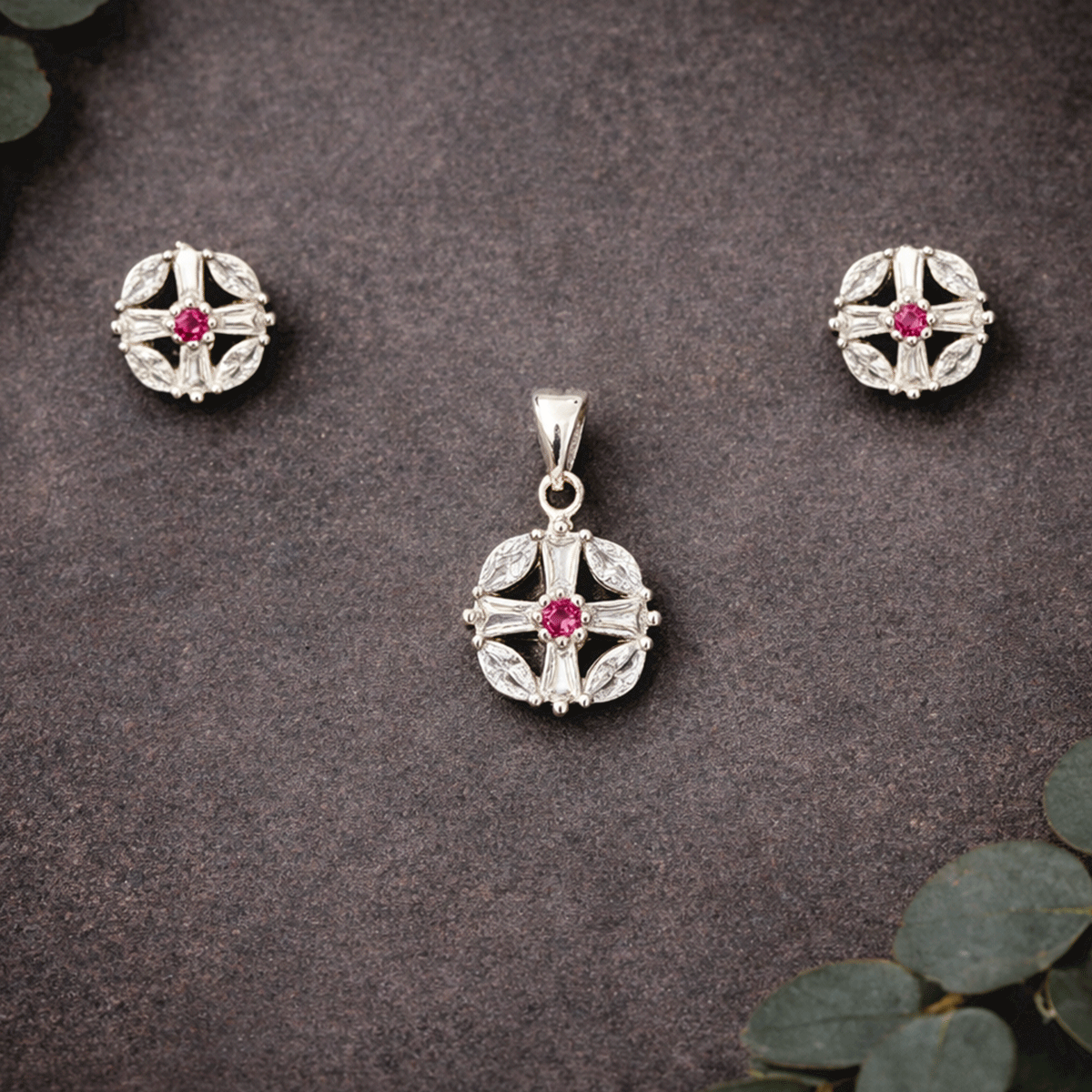 Charming  Pendant Set