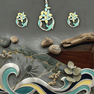 Charming  Pendant Set