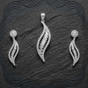Charming  Pendant Set