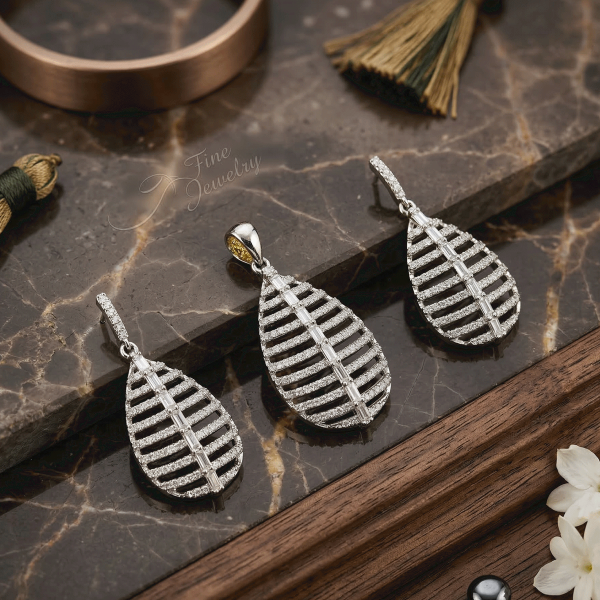Charming  Pendant Set