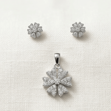 Charming  Pendant Set