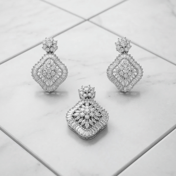 Charming  Pendant Set