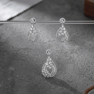 Charming  Pendant Set