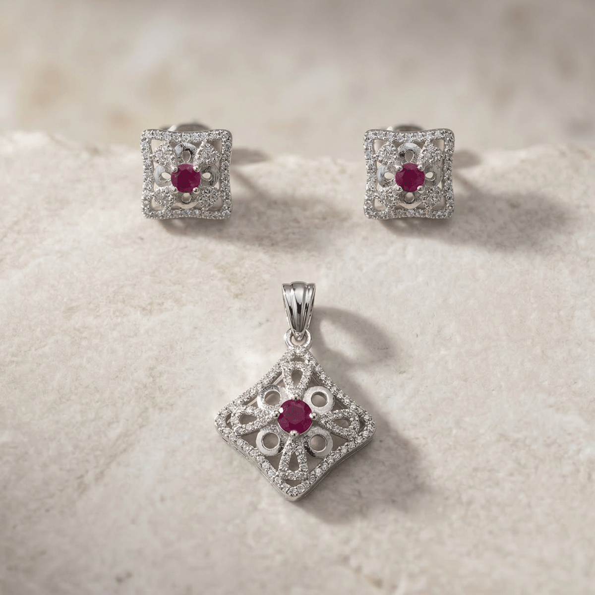 Charming  Pendant Set