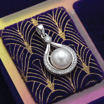 Daily Glow Silver Dollar