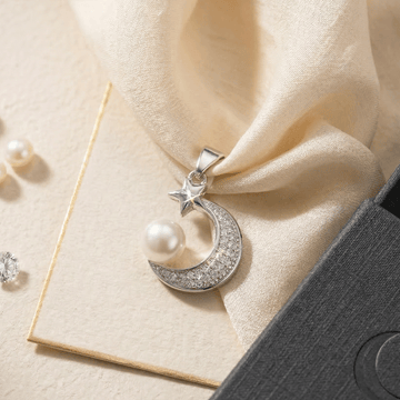 Daily Glow Silver Dollar
