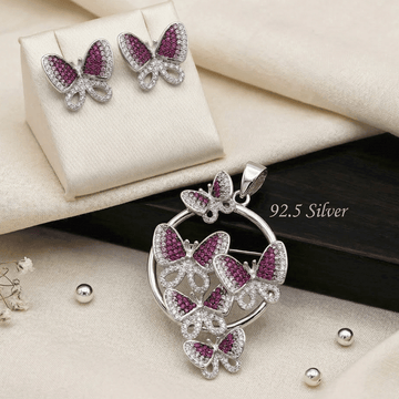 Charming  Pendant Set