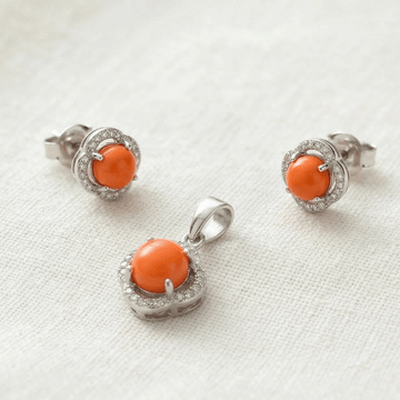 Charming  Pendant Set