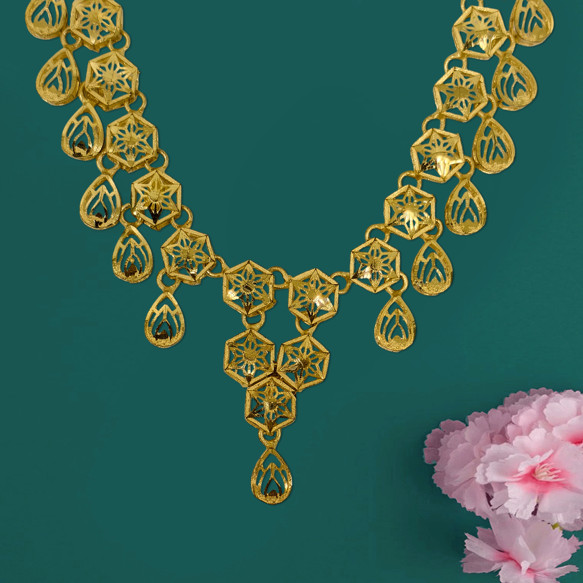 Golden Elegance Necklace